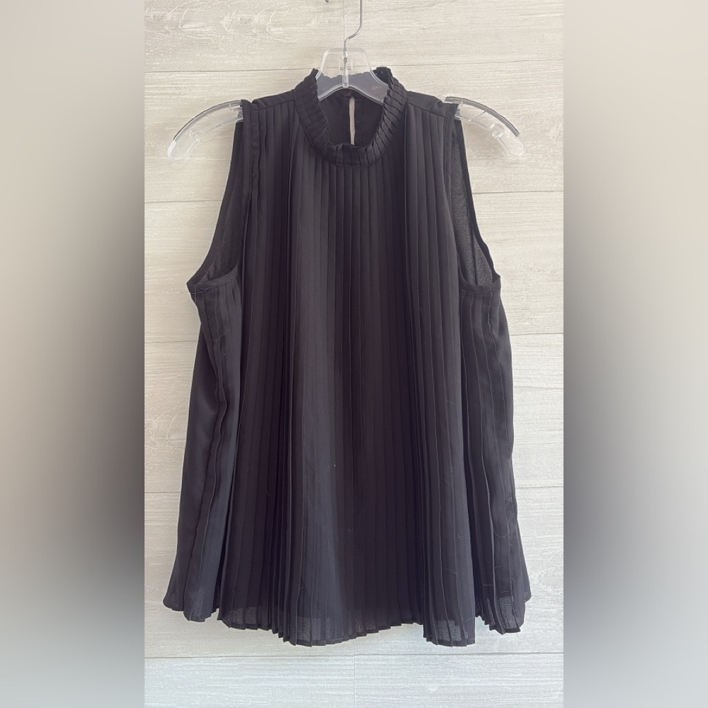 Elegant Black Sleeveless Top